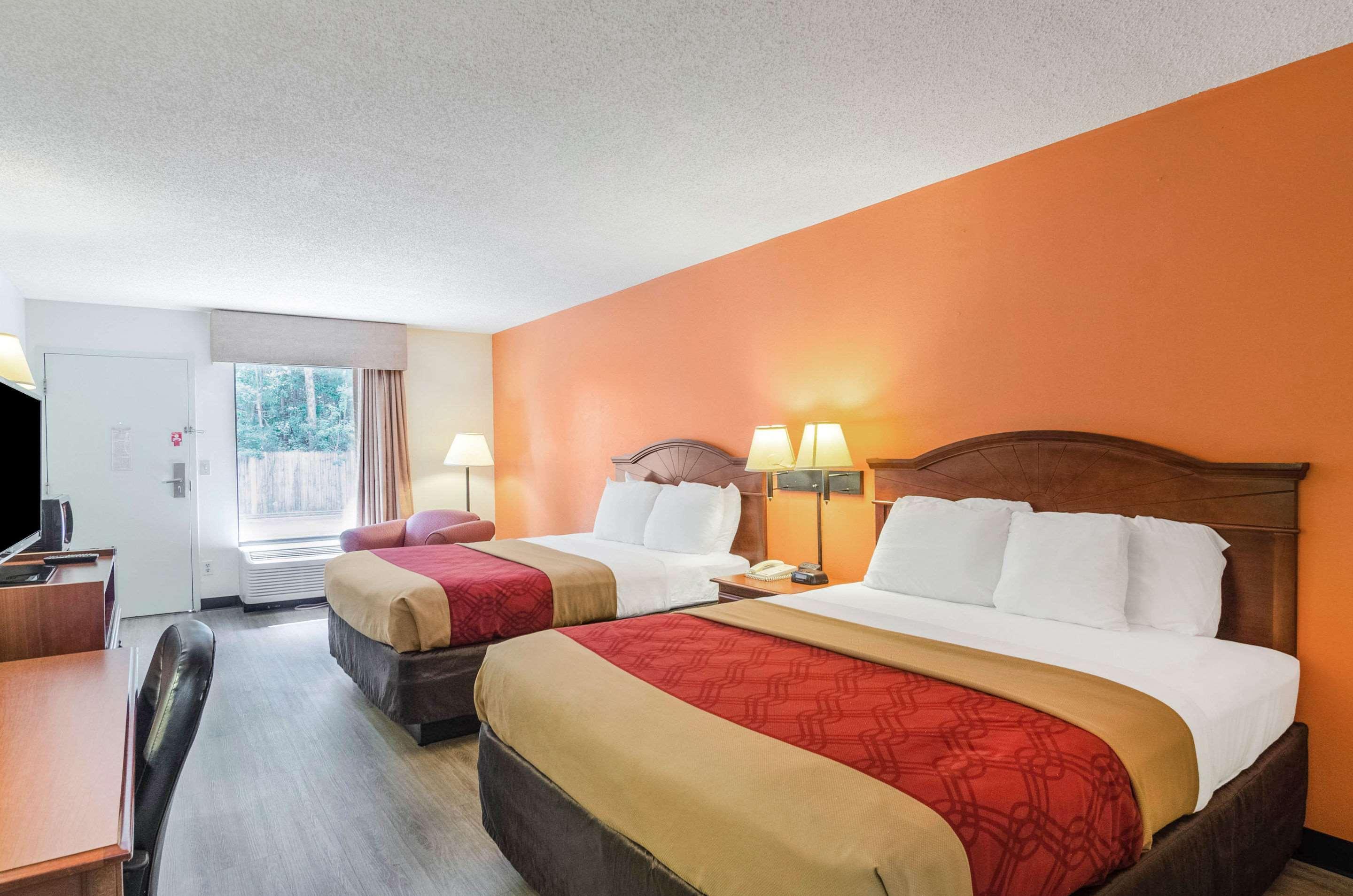 Hotel Econo & 2*
