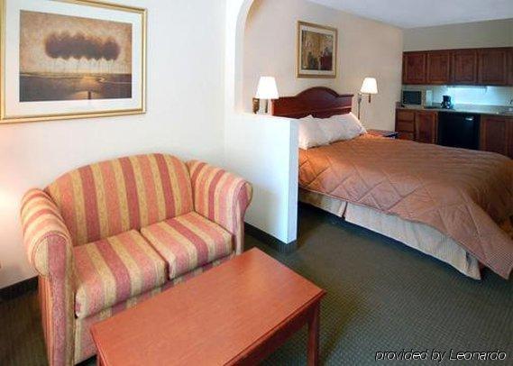 Hotel Econo &